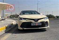 تۆیۆتا کامری